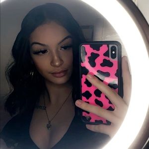 Meet your Posher, Melissa